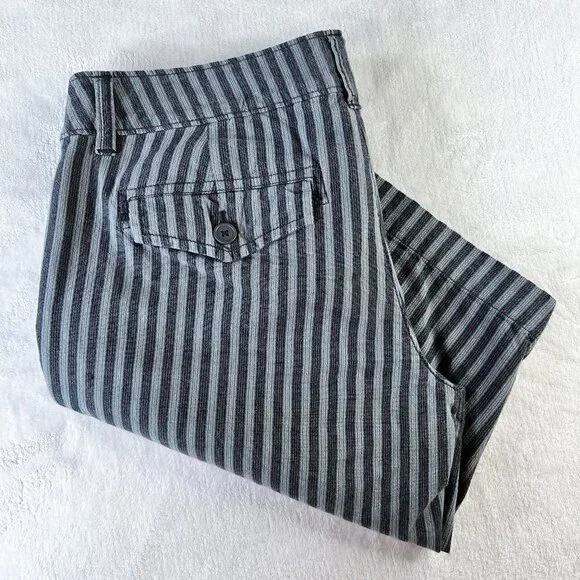 Women's Lilu Brand Bermuda Shorts | Gray Striped | Size 5 | 100% Cotton - Picture 4 of 13